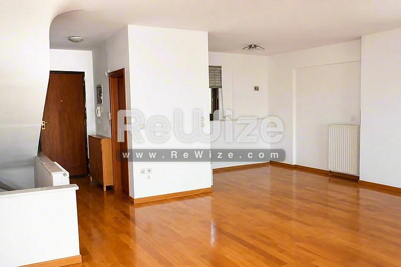 Maisonette 178 m² in Pylaia-Chortiatis, living room