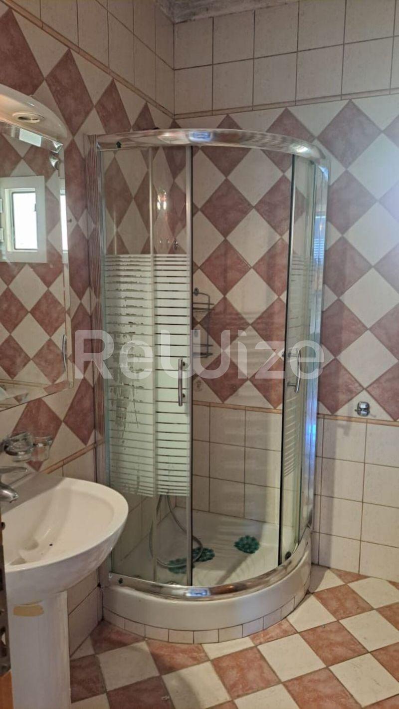 Photo 11,Bathroom,SALE,Residency,Maisonette,255sqm,€475,000,Panorama