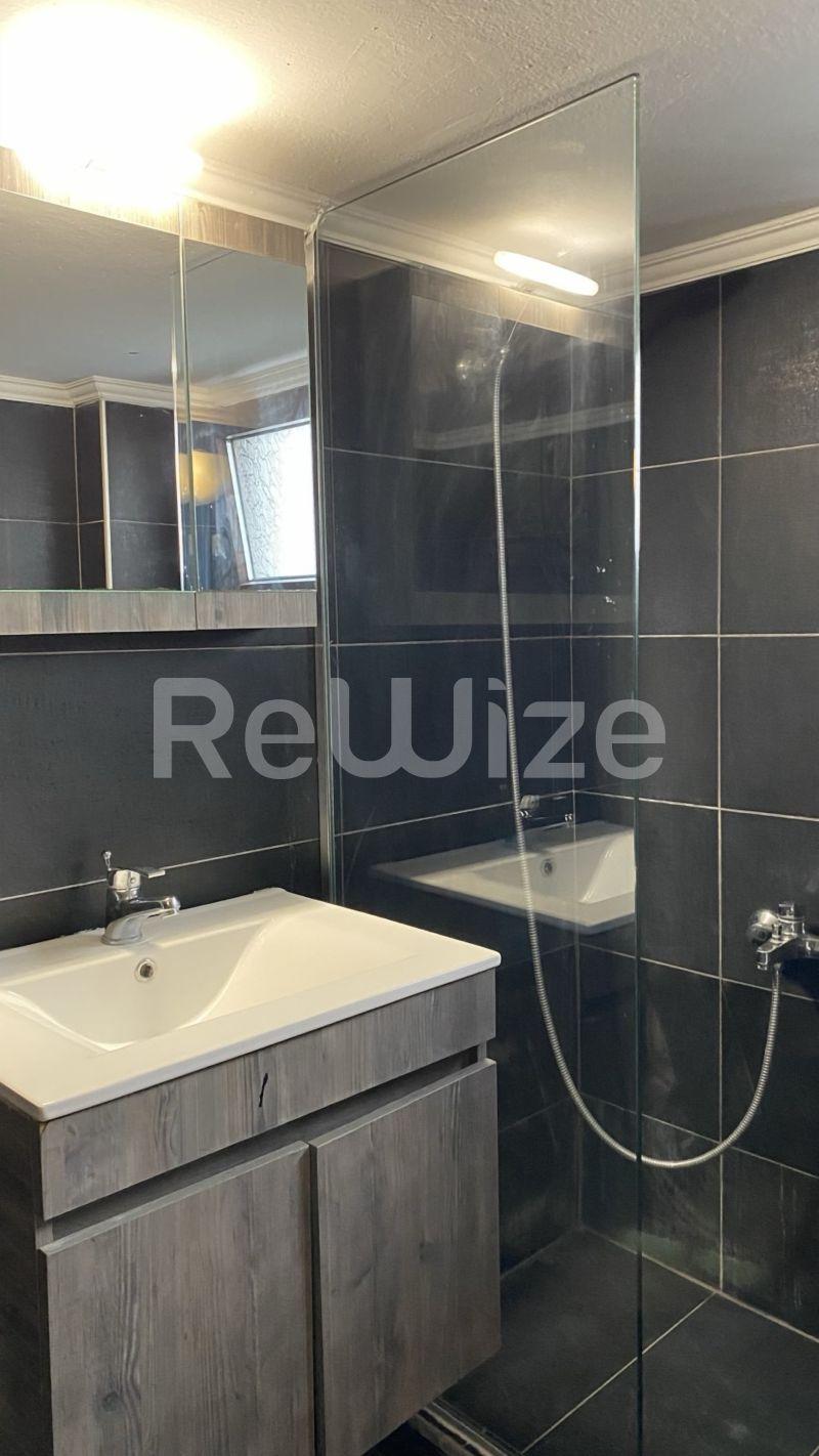 Photo 15,Μπάνιο,ΕΝΟΙΚΊΑΣΗ,Κατοικία,Μεζονέτα,150τ.μ,€940,Καραμπουρνάκι