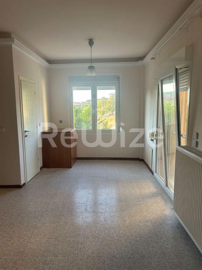 Photo 1,Σαλόνι,ΕΝΟΙΚΊΑΣΗ,Κατοικία,Μεζονέτα,140τ.μ,€650,Χορτιάτης