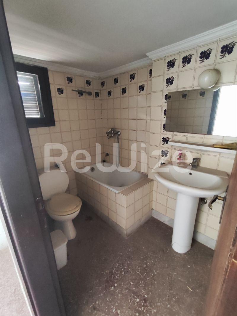 Photo 5,Μπάνιο,ΠΏΛΗΣΗ,Επαγγελματικό,Κτήριο,225τ.μ,€270,000,Ξηροκρήνη