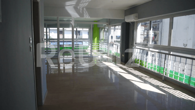 Photo 5,Μπαλκόνι,ΕΝΟΙΚΊΑΣΗ,Επαγγελματικό,Γραφείο,97τ.μ,€580,Νέα Παραλία