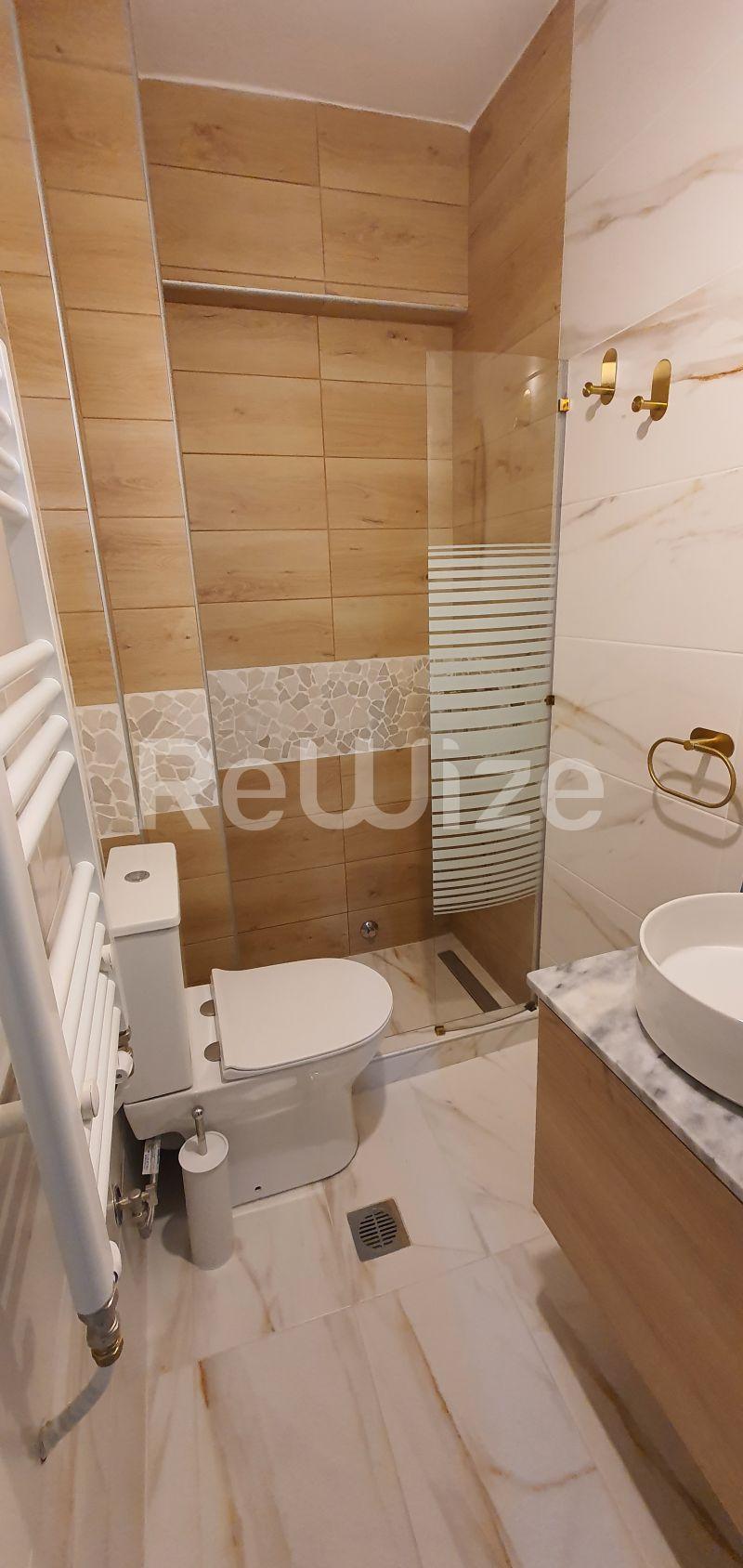 Photo 5,Μπάνιο,ΠΏΛΗΣΗ,Κατοικία,Διαμέρισμα,40τ.μ,€105,000,Ιπποκράτειο