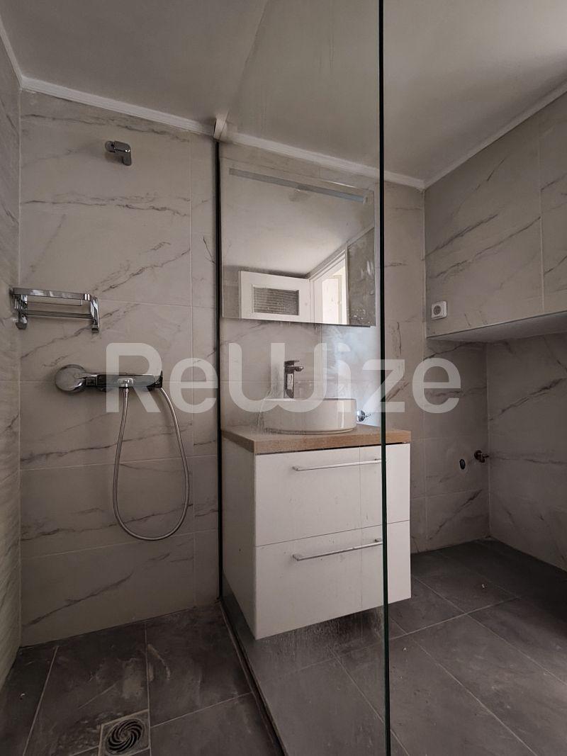 Photo 9,Bathroom,RENT,Residency,Apartment,100sqm,€1,300,Pagkrati