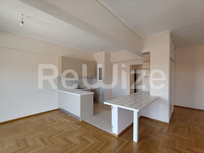 Photo 15,Living Room,RENT,Residency,Apartment,100sqm,€1,300,Pagkrati