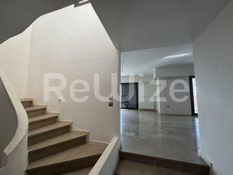 Photo 7,Διάδρομος,ΠΏΛΗΣΗ,Κατοικία,Μεζονέτα,265τ.μ,€390,000,Πανόραμα