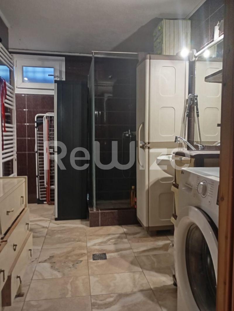 Photo 9,Bathroom,SALE,Professional,Store,80sqm,€130,000,Veria