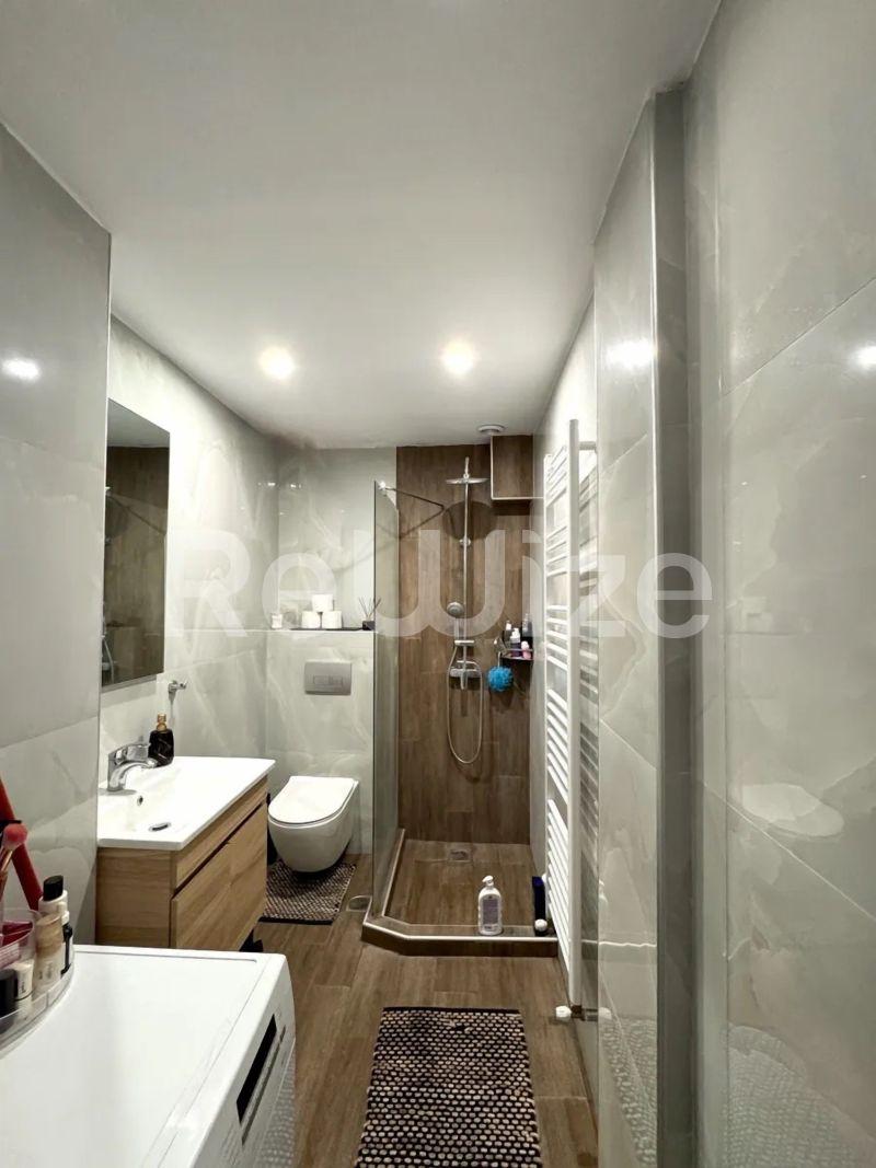 Photo 10,Μπάνιο,ΠΏΛΗΣΗ,Κατοικία,Διαμέρισμα,70τ.μ,€140,000,Νεάπολη