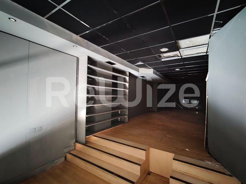 Photo 4,Pool,RENT,Professional,Store,218sqm,€3,500,Omonoia