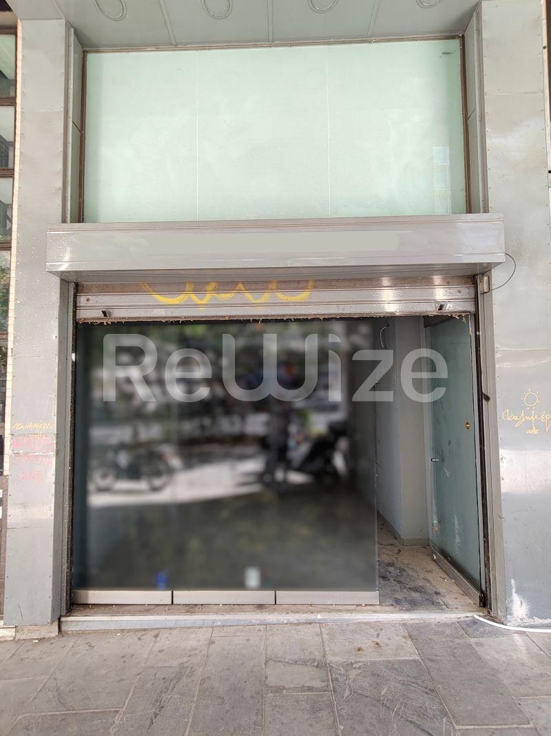 Photo 10,Pool,RENT,Professional,Store,218sqm,€3,500,Omonoia