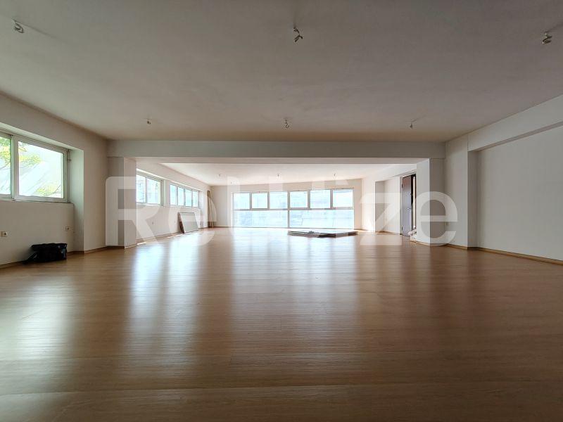 Office 240 m² in Palaio Faliro, photo 1