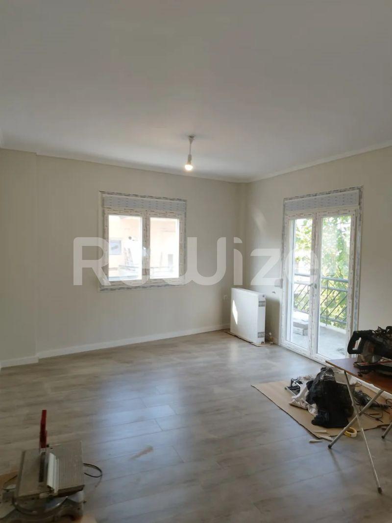 Photo 1,Σαλόνι,ΕΝΟΙΚΊΑΣΗ,Κατοικία,Διαμέρισμα,100τ.μ,€600,Συκιές