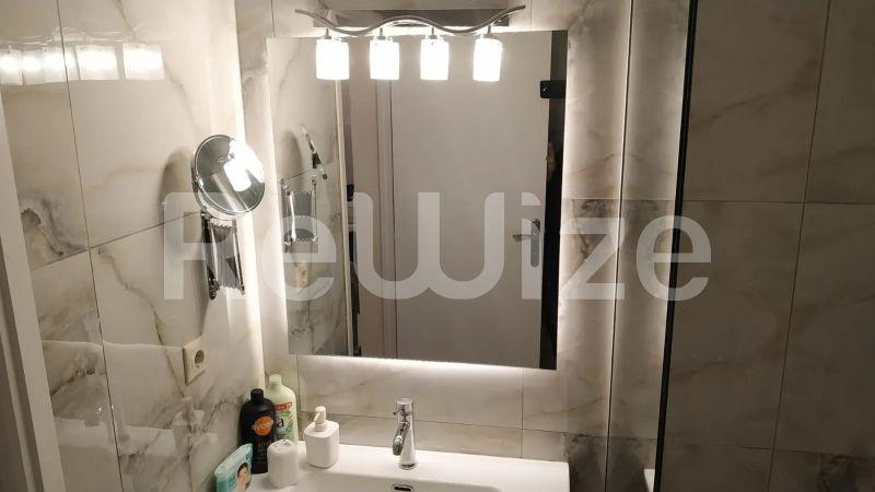 Photo 10,Μπάνιο,ΕΝΟΙΚΊΑΣΗ,Κατοικία,Διαμέρισμα,78τ.μ,€1,100,Κέντρο Θεσσαλονίκης