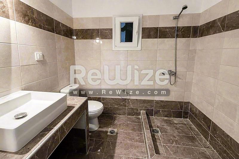 Apartment 70 m² in Thermaikos, bathroom