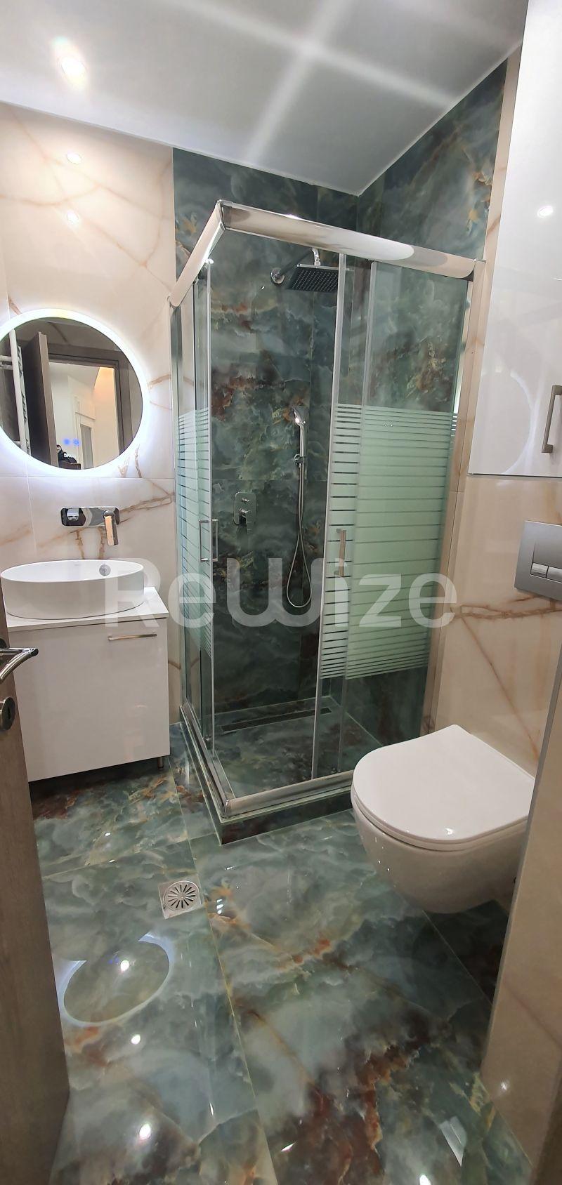 Photo 4,Bathroom,SALE,Residency,Studio,30sqm,€105,000,Kentro Thessalonikis