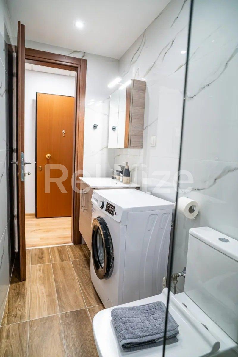 Photo 8,Bathroom,RENT,Residency,Studio,30sqm,€500,Kentro Thessalonikis