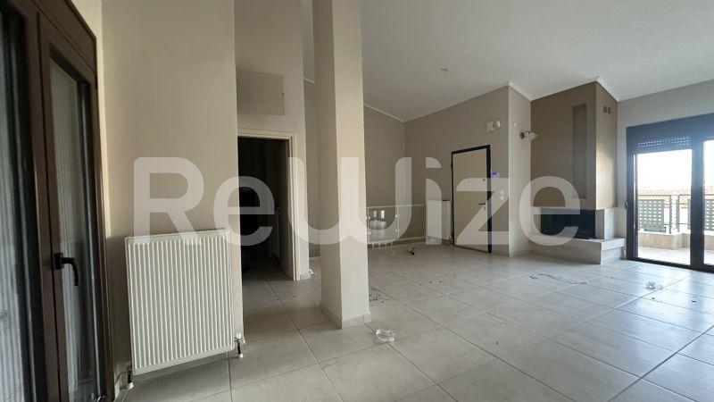 Photo 2,Σαλόνι,ΕΝΟΙΚΊΑΣΗ,Κατοικία,Μεζονέτα,190τ.μ,€700,Πλαγιάρι