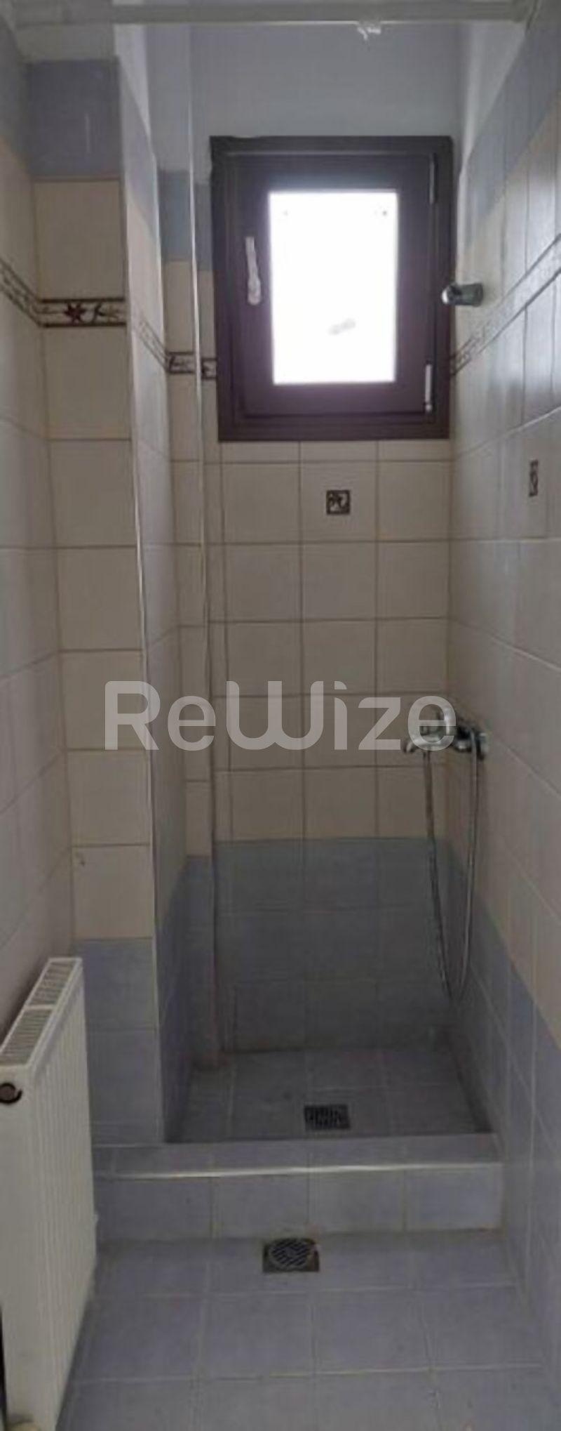 Photo 9,Μπάνιο,ΕΝΟΙΚΊΑΣΗ,Κατοικία,Μεζονέτα,174τ.μ,€700,Καρδία