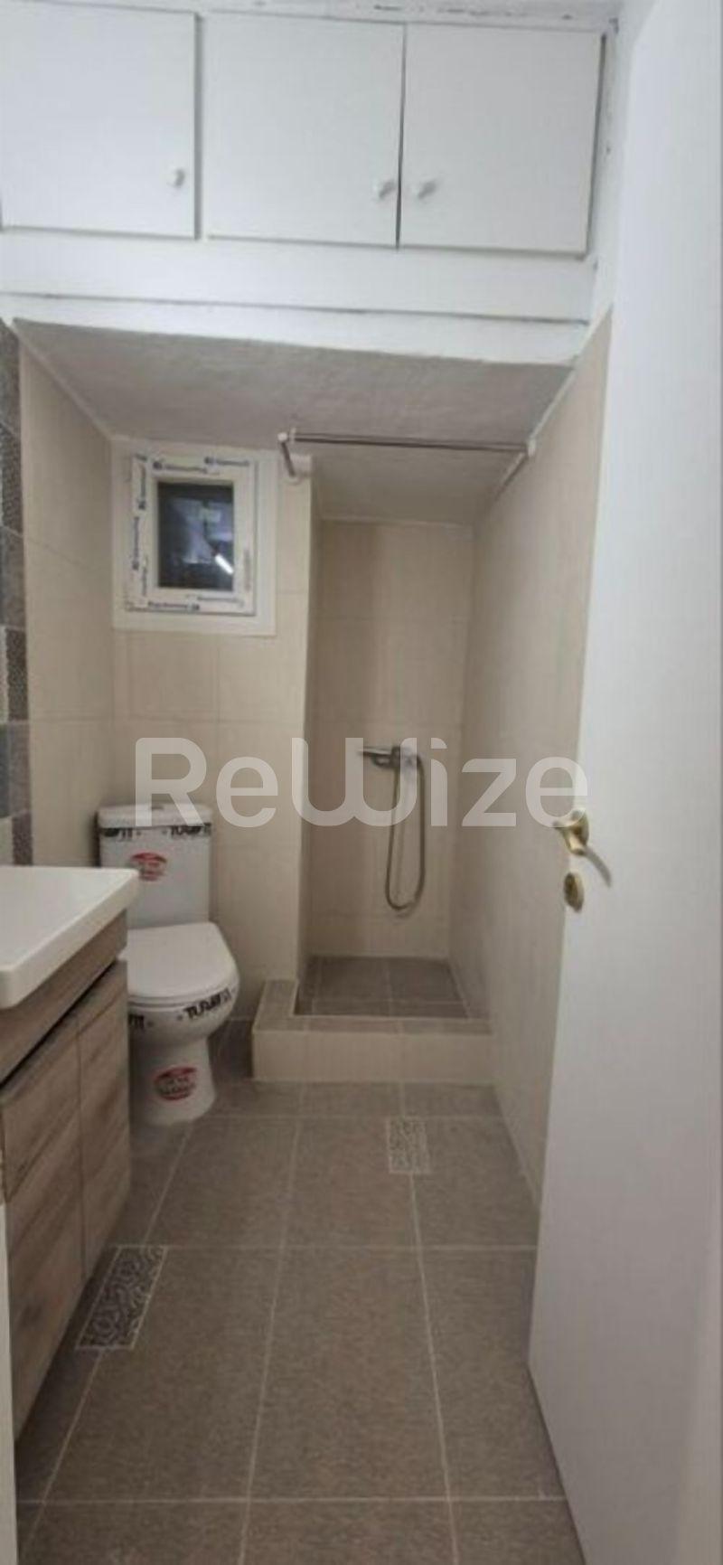 Photo 8,Μπάνιο,ΠΏΛΗΣΗ,Κατοικία,Διαμέρισμα,53τ.μ,€67,000,Βούλγαρη-Άγιος Ελευθέριος