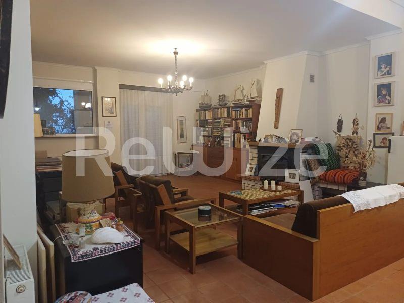 Photo 10,Σαλόνι,ΠΏΛΗΣΗ,Κατοικία,Μεζονέτα,360τ.μ,€450,000,Πεύκα