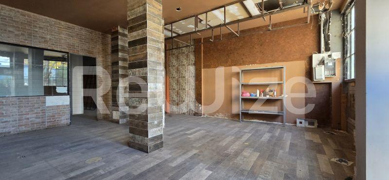 Photo 11,Living Room,RENT,Professional,Store,120sqm,€2,700,Nea Paralia