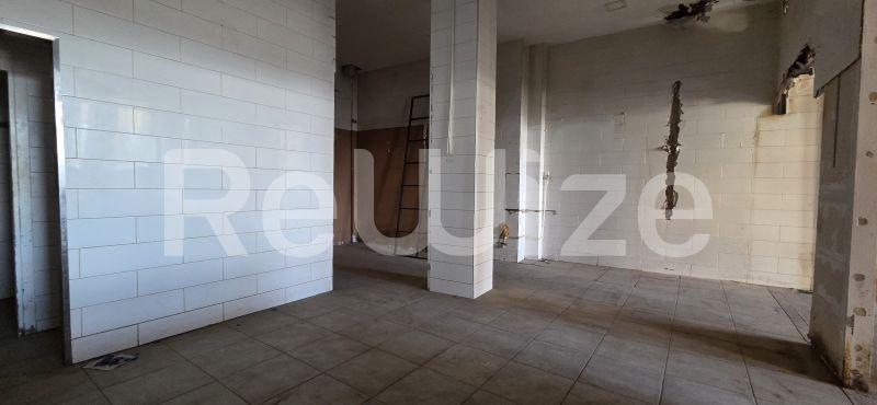Photo 14,Living Room,RENT,Professional,Store,120sqm,€2,700,Nea Paralia