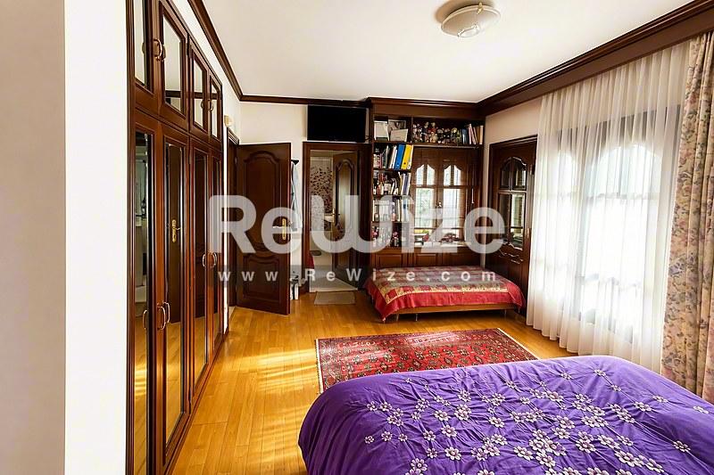 Maisonette 600 m² in Pylaia-Chortiatis, bedroom