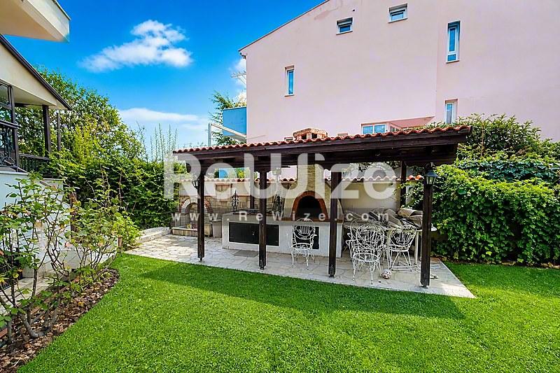 Maisonette 600 m² in Pylaia-Chortiatis, photo 3