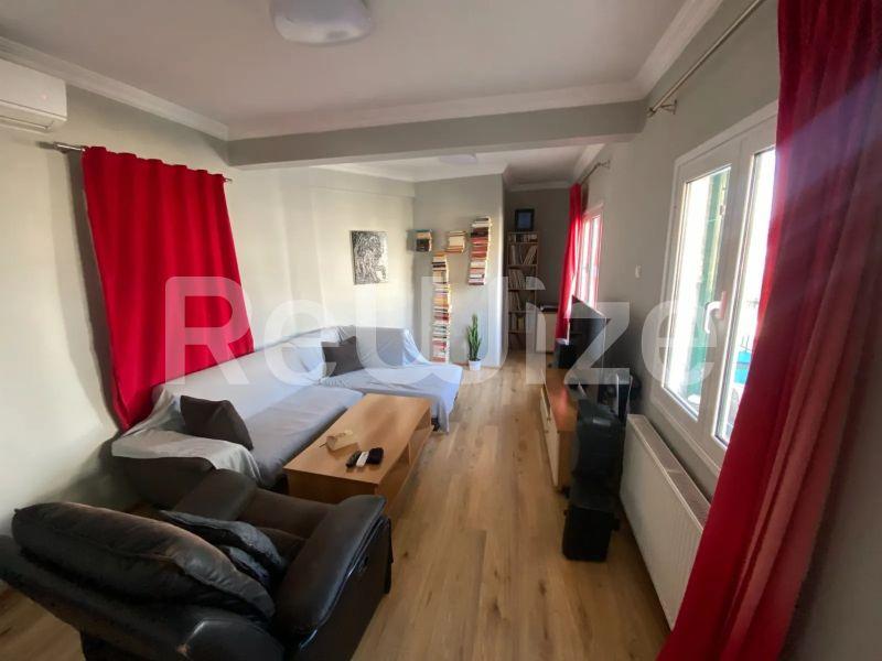 Photo 2,Σαλόνι,ΕΝΟΙΚΊΑΣΗ,Κατοικία,Διαμέρισμα,80τ.μ,€800,Κέντρο Θεσσαλονίκης