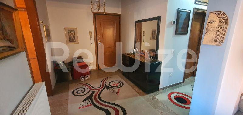 Photo 15,Corridor,SALE,Residency,Apartment,140sqm,€325,000,Charilaou