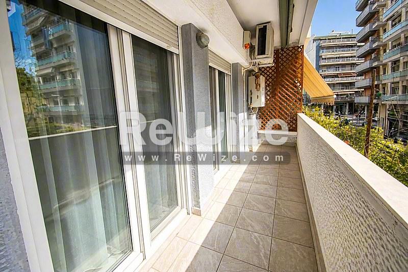 Apartment 117 m² in Thessaloniki, balcony