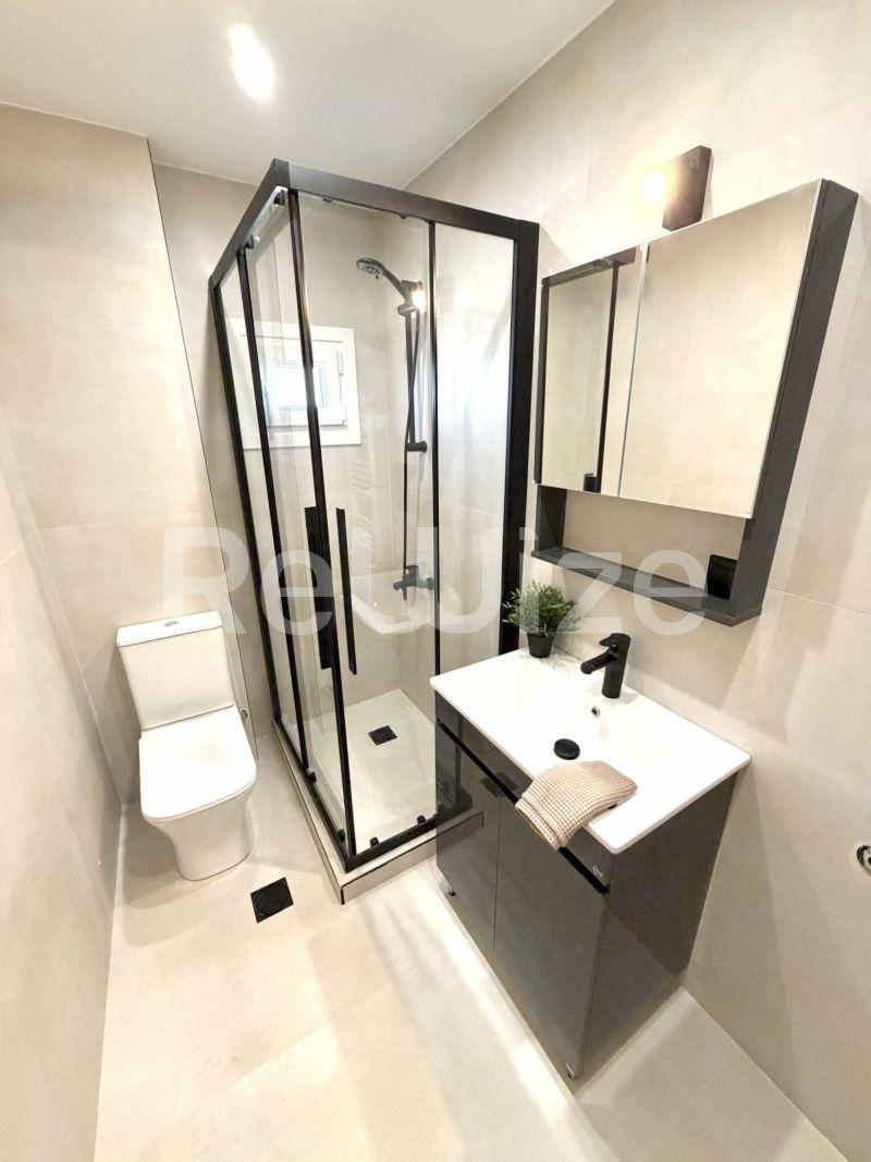 Photo 8,Bathroom,SALE,Residency,Apartment,36sqm,€139,000,Faliro