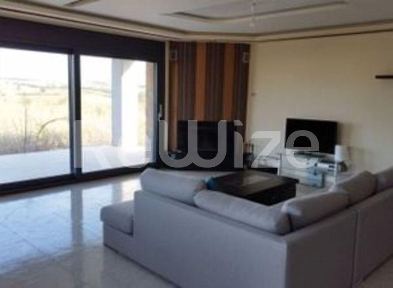 Photo 2,Living Room,SALE,Residency,Maisonette,285sqm,€370,000,Trilofos