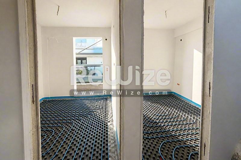 Maisonette 200 m² in Pylaia-Chortiatis, open-plan living area