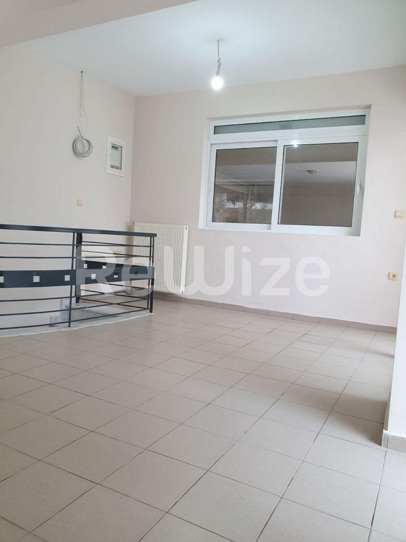 Photo 10,Living Room,SALE,Professional,Store,101sqm,€92,000,Stavroupoli