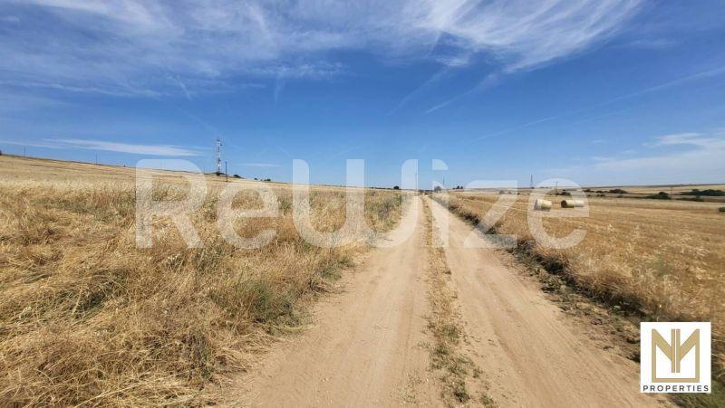 Οικόπεδο 5788 τ.μ. στη Χαλκηδόνα, φωτογραφία 2