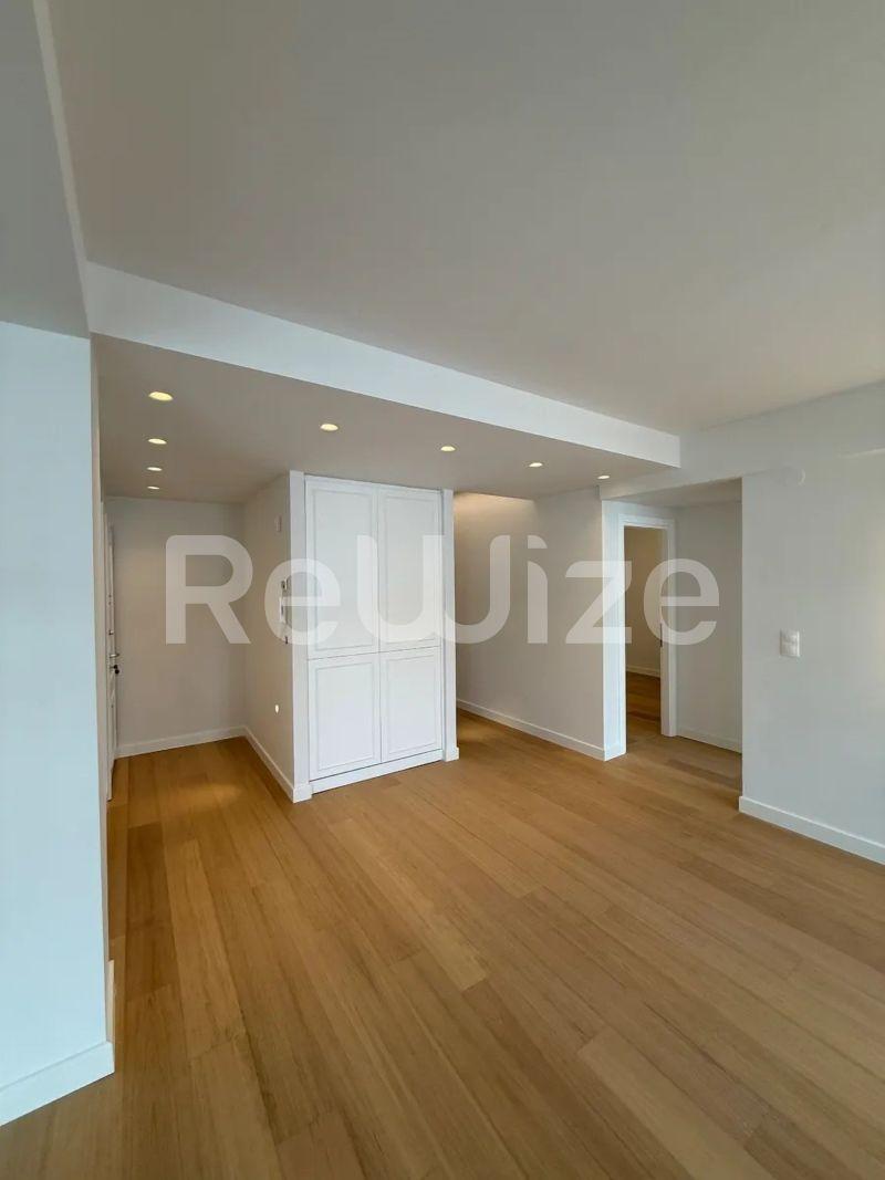 Photo 7,Σαλόνι,ΠΏΛΗΣΗ,Κατοικία,Διαμέρισμα,135τ.μ,€670,000,Ανάληψη