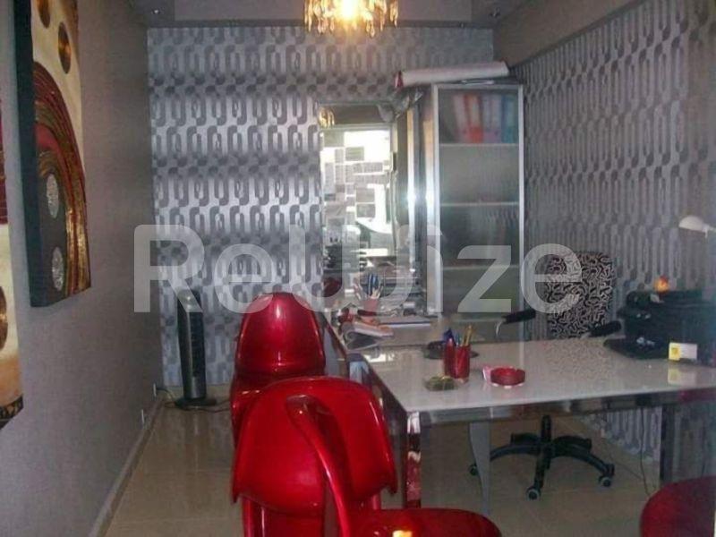 Photo 4,Πισίνα,ΕΝΟΙΚΊΑΣΗ,Επαγγελματικό,Γραφείο,16τ.μ,€300,Κηφισιά