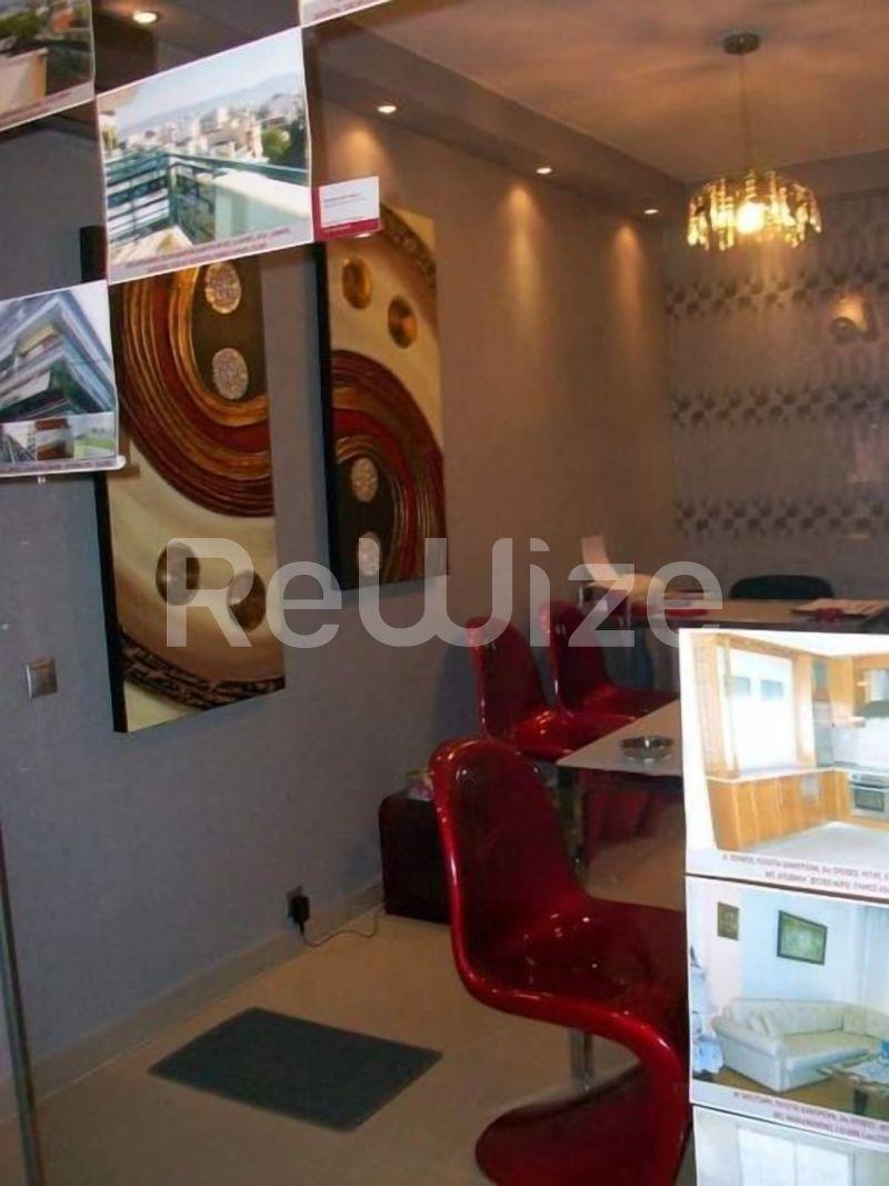 Photo 2,Πισίνα,ΕΝΟΙΚΊΑΣΗ,Επαγγελματικό,Γραφείο,16τ.μ,€300,Κηφισιά