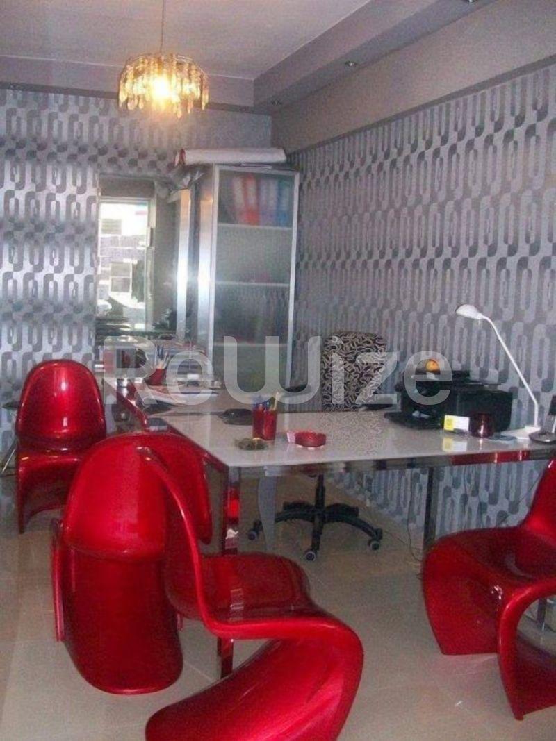 Photo 5,Πισίνα,ΕΝΟΙΚΊΑΣΗ,Επαγγελματικό,Γραφείο,16τ.μ,€300,Κηφισιά