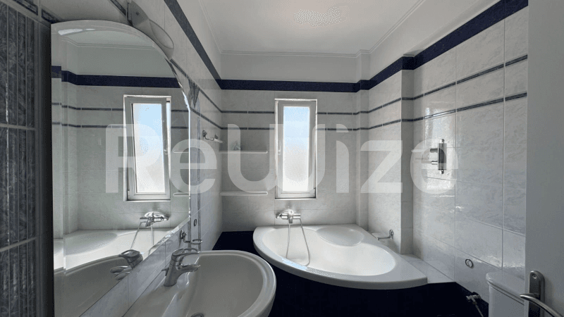 Photo 12,Μπάνιο,ΠΏΛΗΣΗ,Κατοικία,Διαμέρισμα,137τ.μ,€625,000,Τερψιθέα