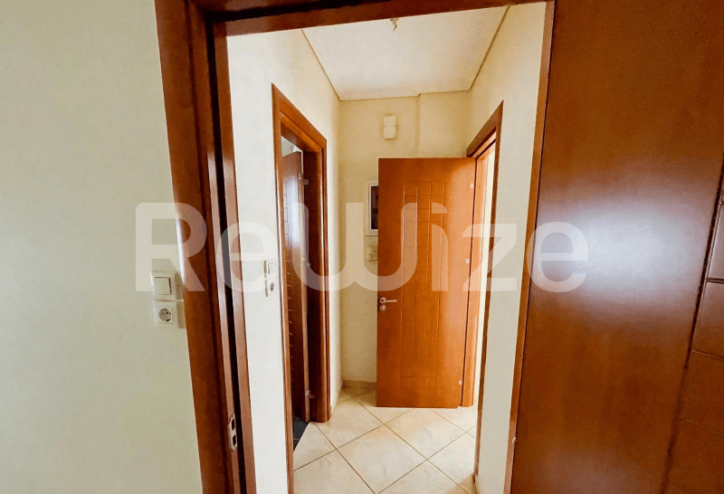 Photo 4,Διάδρομος,ΠΏΛΗΣΗ,Κατοικία,Κτίριο,318τ.μ,€650,000,Σεπόλια