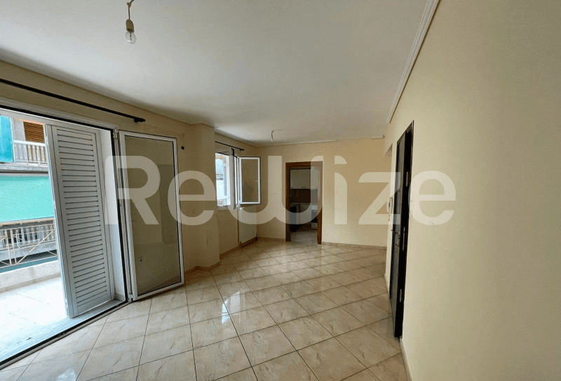 Photo 1,Σαλόνι,ΠΏΛΗΣΗ,Κατοικία,Κτίριο,318τ.μ,€650,000,Σεπόλια