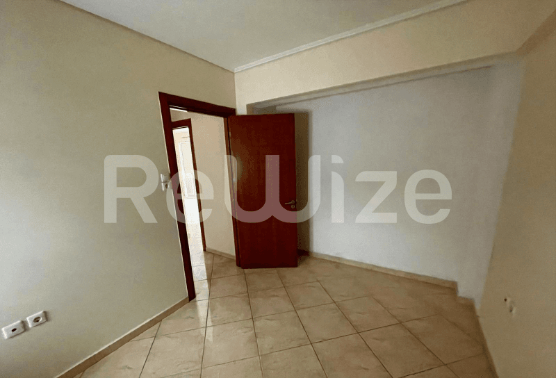 Photo 9,Υπνοδωμάτιο,ΠΏΛΗΣΗ,Κατοικία,Κτίριο,318τ.μ,€650,000,Σεπόλια