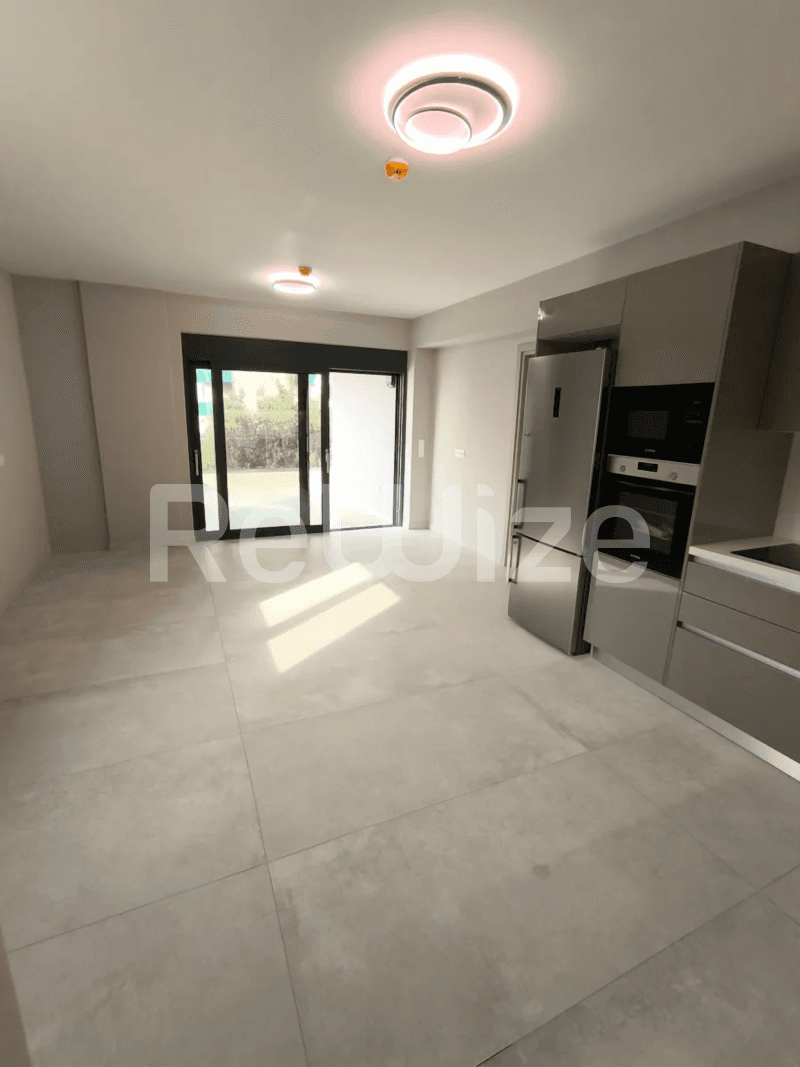 Photo 10,Κουζίνα,ΕΝΟΙΚΊΑΣΗ,Κατοικία,Διαμέρισμα,75τ.μ,€1,500,Ελληνικό