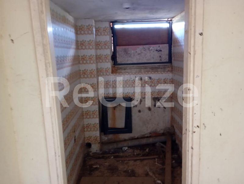 Photo 3,Bathroom,SALE,Professional,Building,1046sqm,€3,500,000,Kifisia