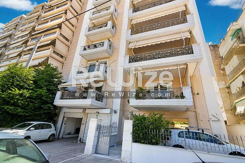 Apartment 106 m² in Nikaia-Agios Ioannis Rentis, facade
