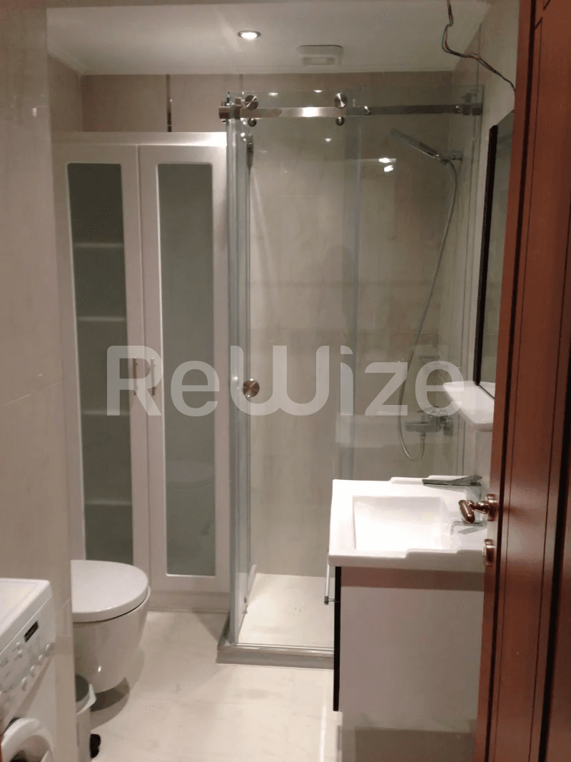 Photo 21,Μπάνιο,ΕΝΟΙΚΊΑΣΗ,Κατοικία,Διαμέρισμα,65τ.μ,€1,800,Πανόραμα Βούλας