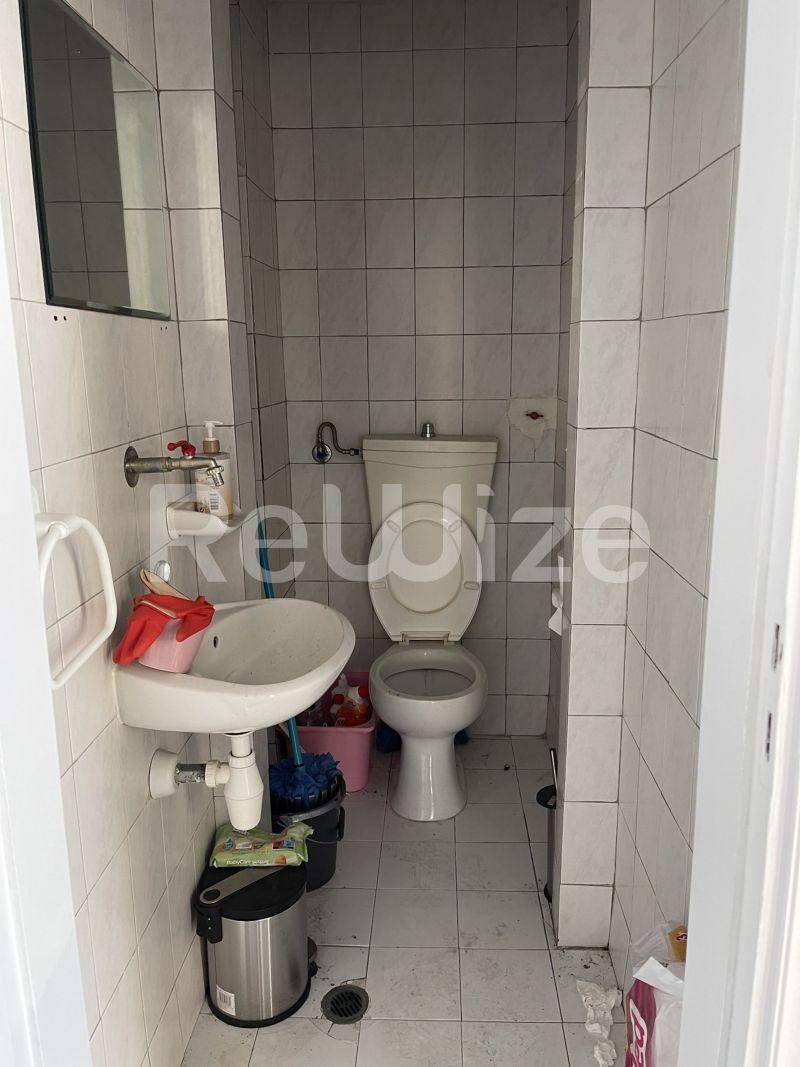 Photo 1,Μπάνιο,ΠΏΛΗΣΗ,Επαγγελματικό,Κατάστημα,35τ.μ,€85,000,Κέντρο Καλλιθέας