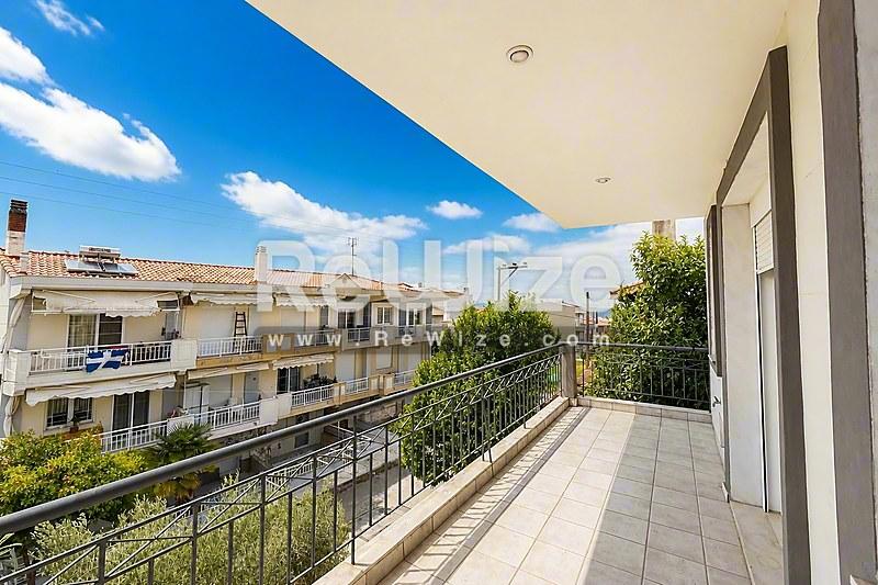 Διαμέρισμα 85 τ.μ. στην Κασσάνδρα, μπαλκόνι